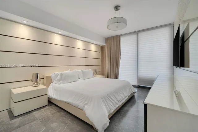 $3,750,000 | 350 Ocean Drive, Unit 205N, Key Biscayne, FL 33149