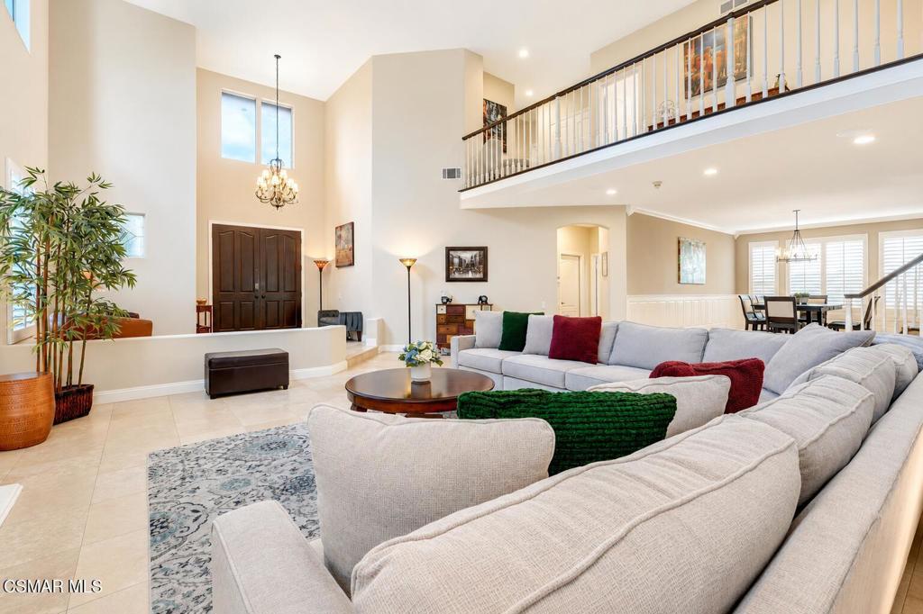 4395 Timberdale Road Moorpark, CA 93021 - Photo 6 of 46