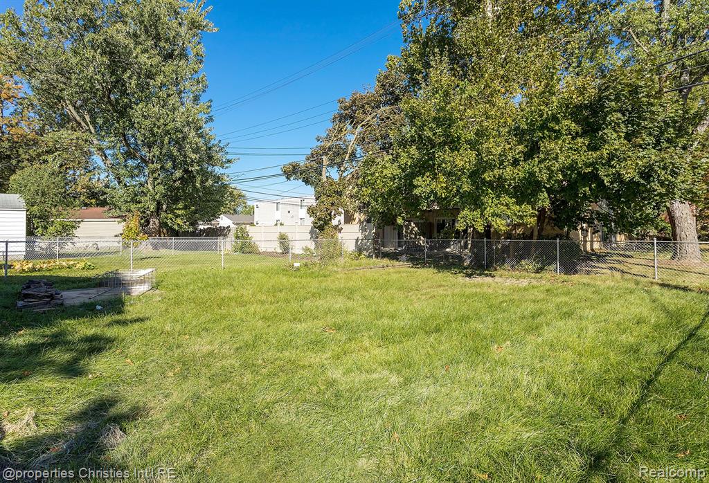 3802 Durham Road Royal Oak, MI 48073 - Photo 26 of 30