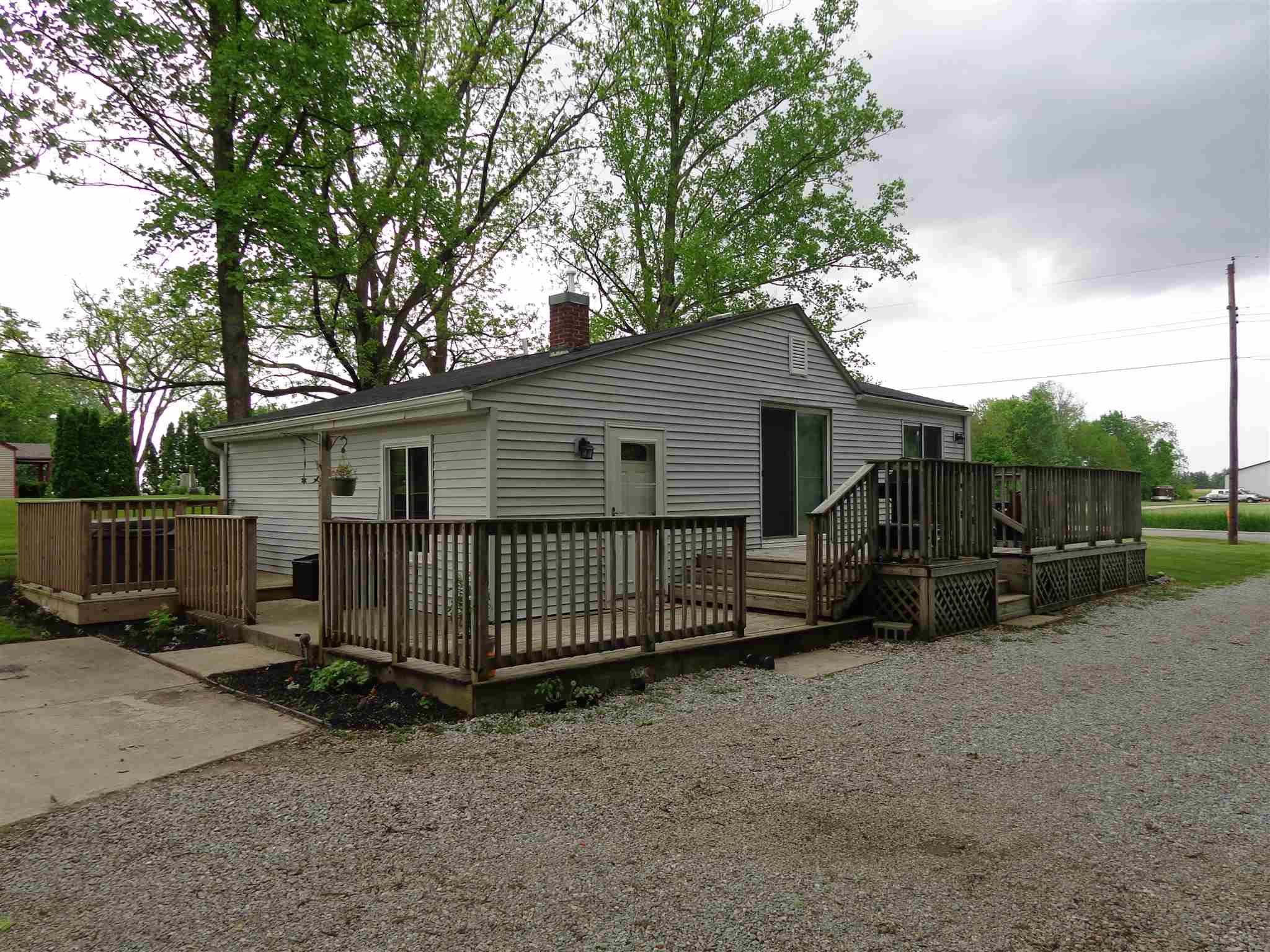 6622 Winters Road Fort Wayne, IN 46809 - Photo 2 of 18