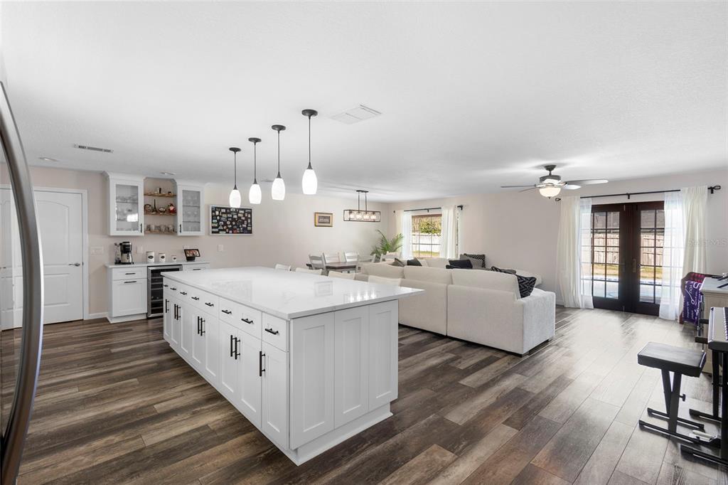 190 North Spring Lake Drive Altamonte Springs, FL 32714 - Photo 2 of 50