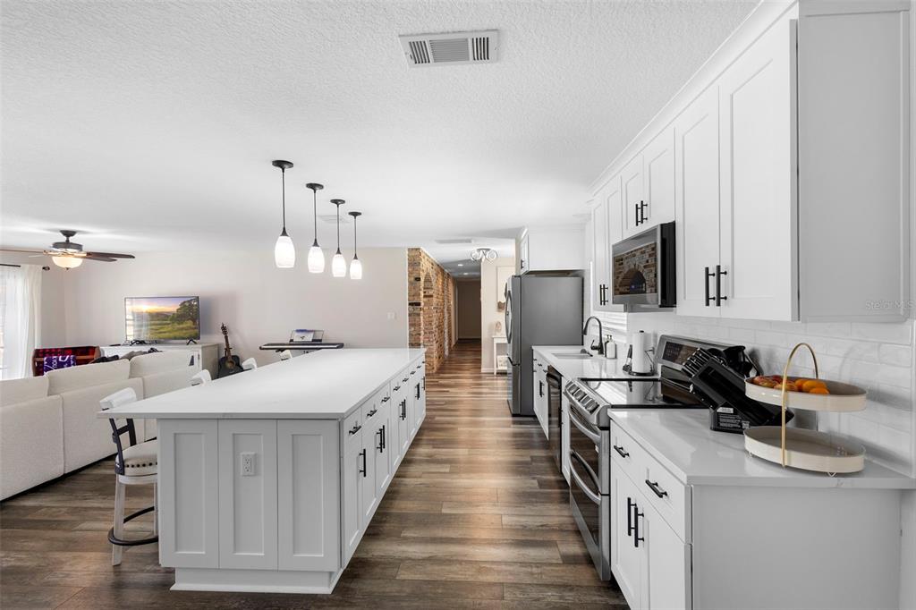 190 North Spring Lake Drive Altamonte Springs, FL 32714 - Photo 8 of 50