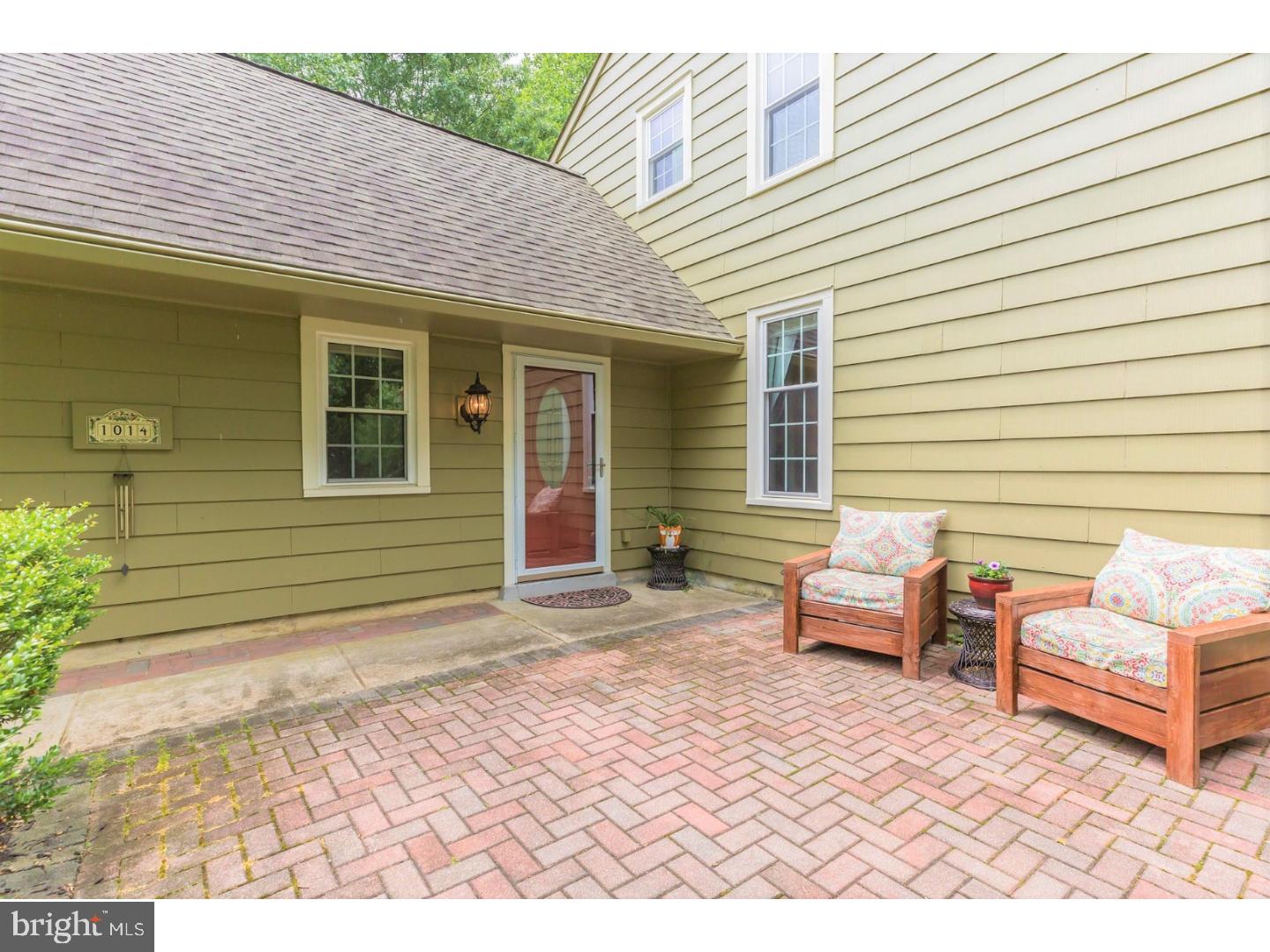 1014 Rymill Run Cherry Hill, NJ 08003 - Photo 2 of 25 Gallery Image 2