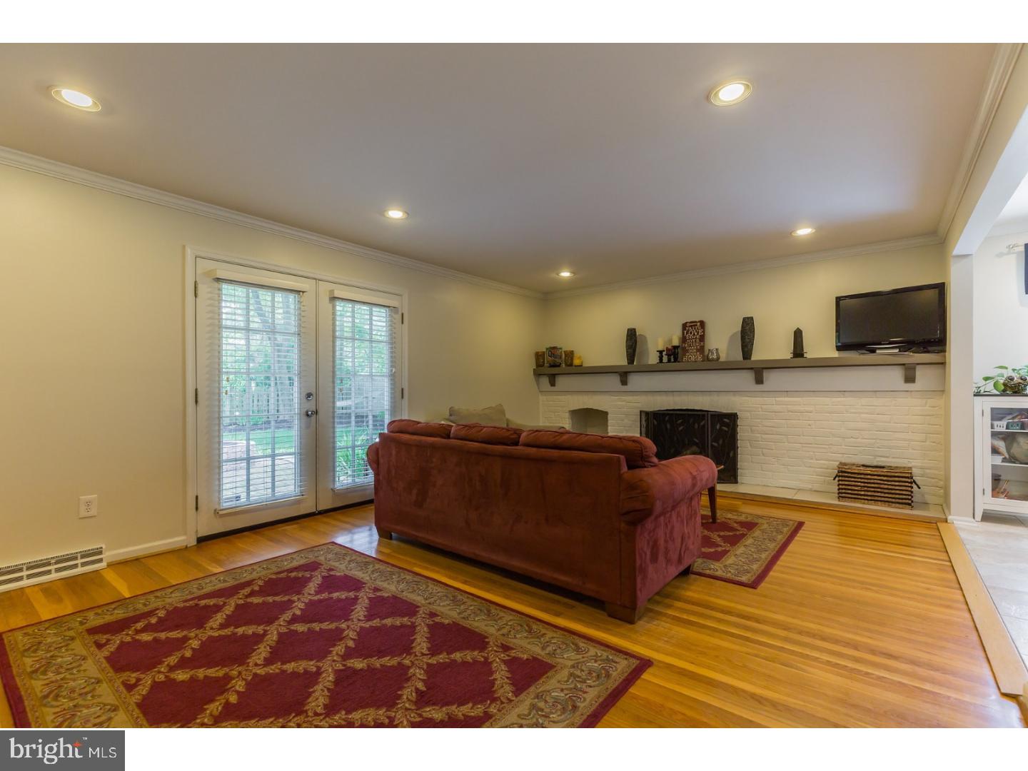 1014 Rymill Run Cherry Hill, NJ 08003 - Photo 12 of 25 Gallery Image 12