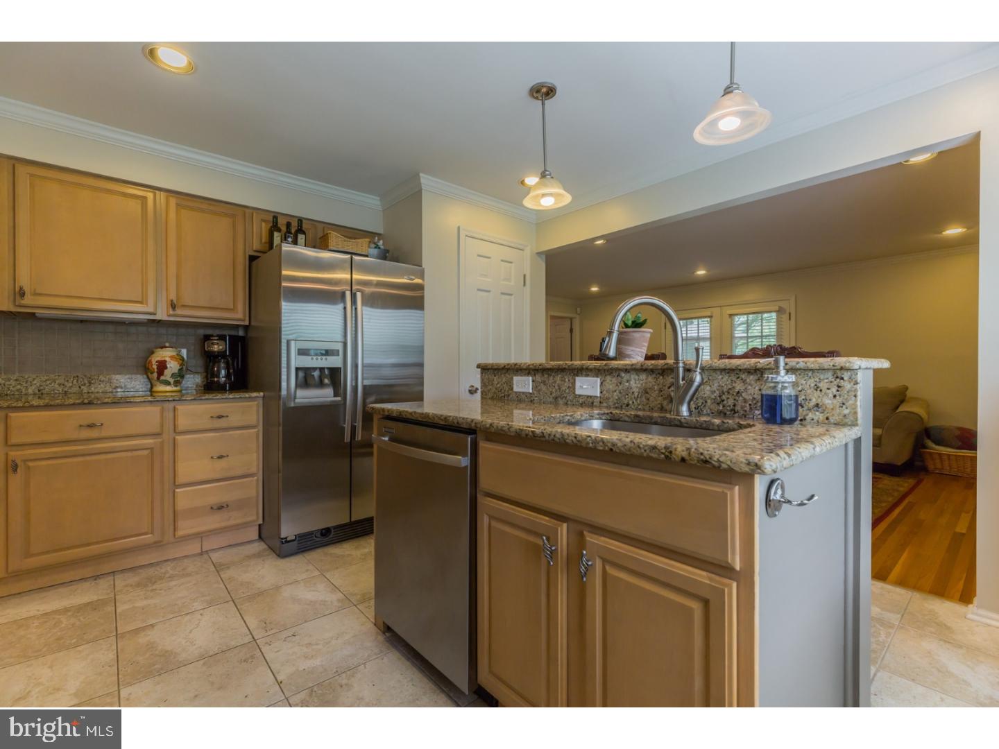 1014 Rymill Run Cherry Hill, NJ 08003 - Photo 8 of 25 Gallery Image 8