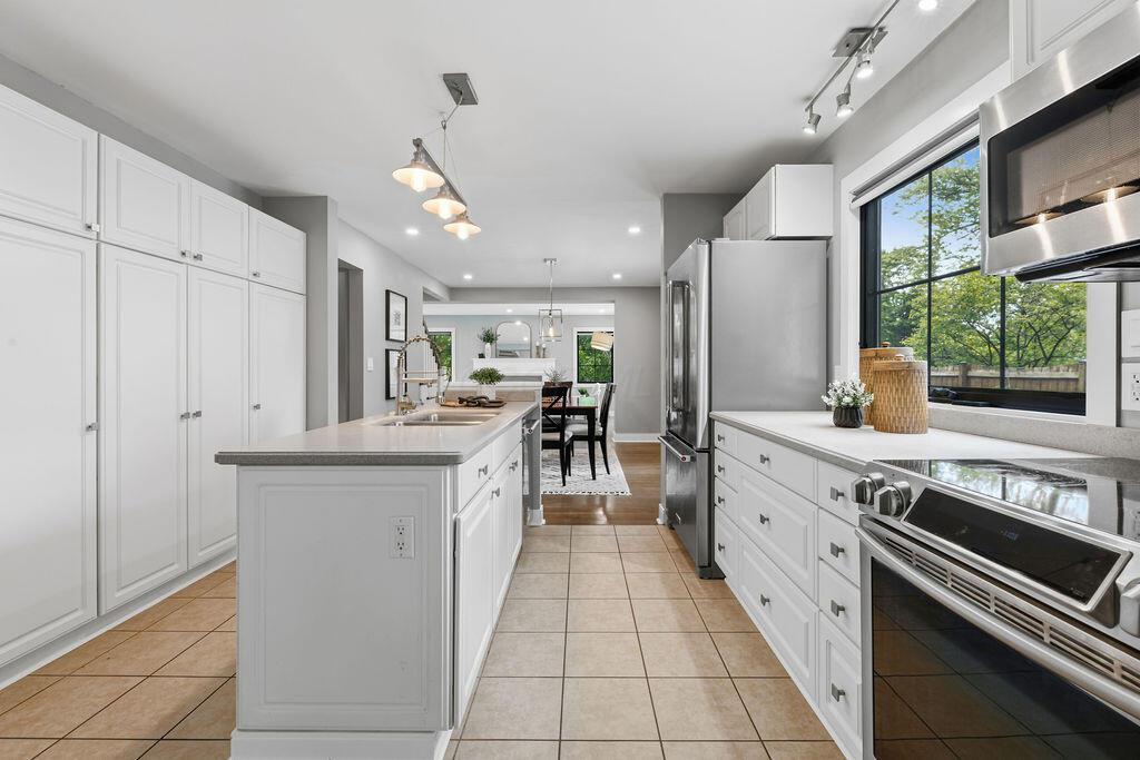 1455 Berkshire Road Columbus, OH 43221 - Photo 19 of 85