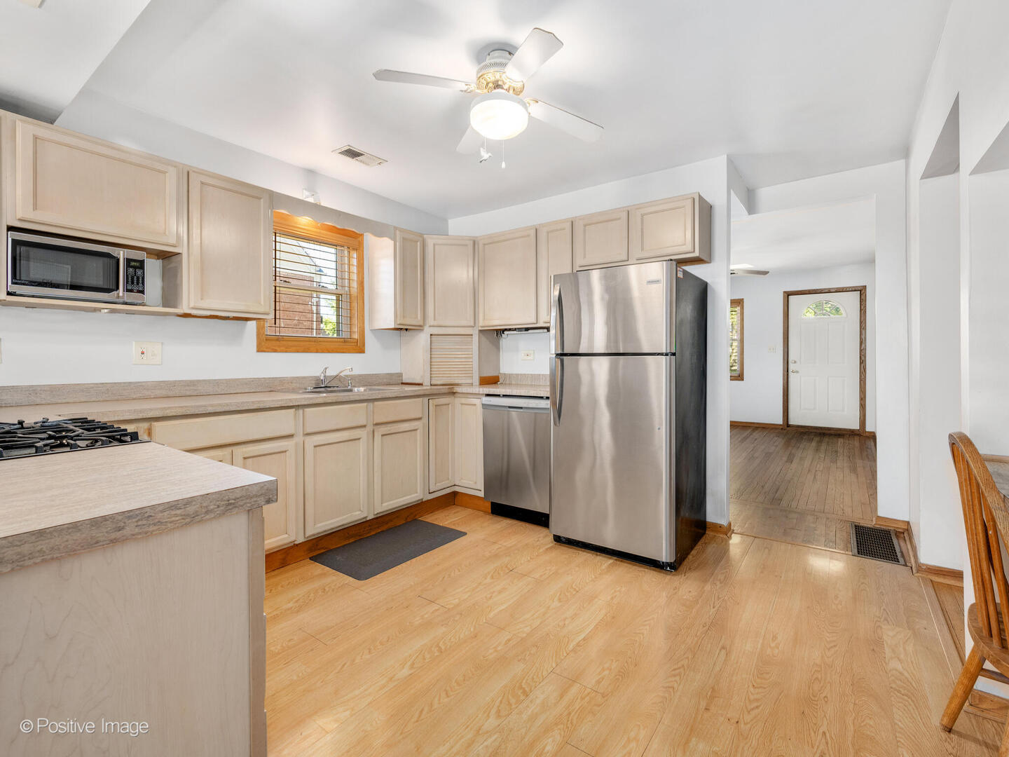 5509 Bohlander Avenue Berkeley, IL 60163 - Photo 6 of 23