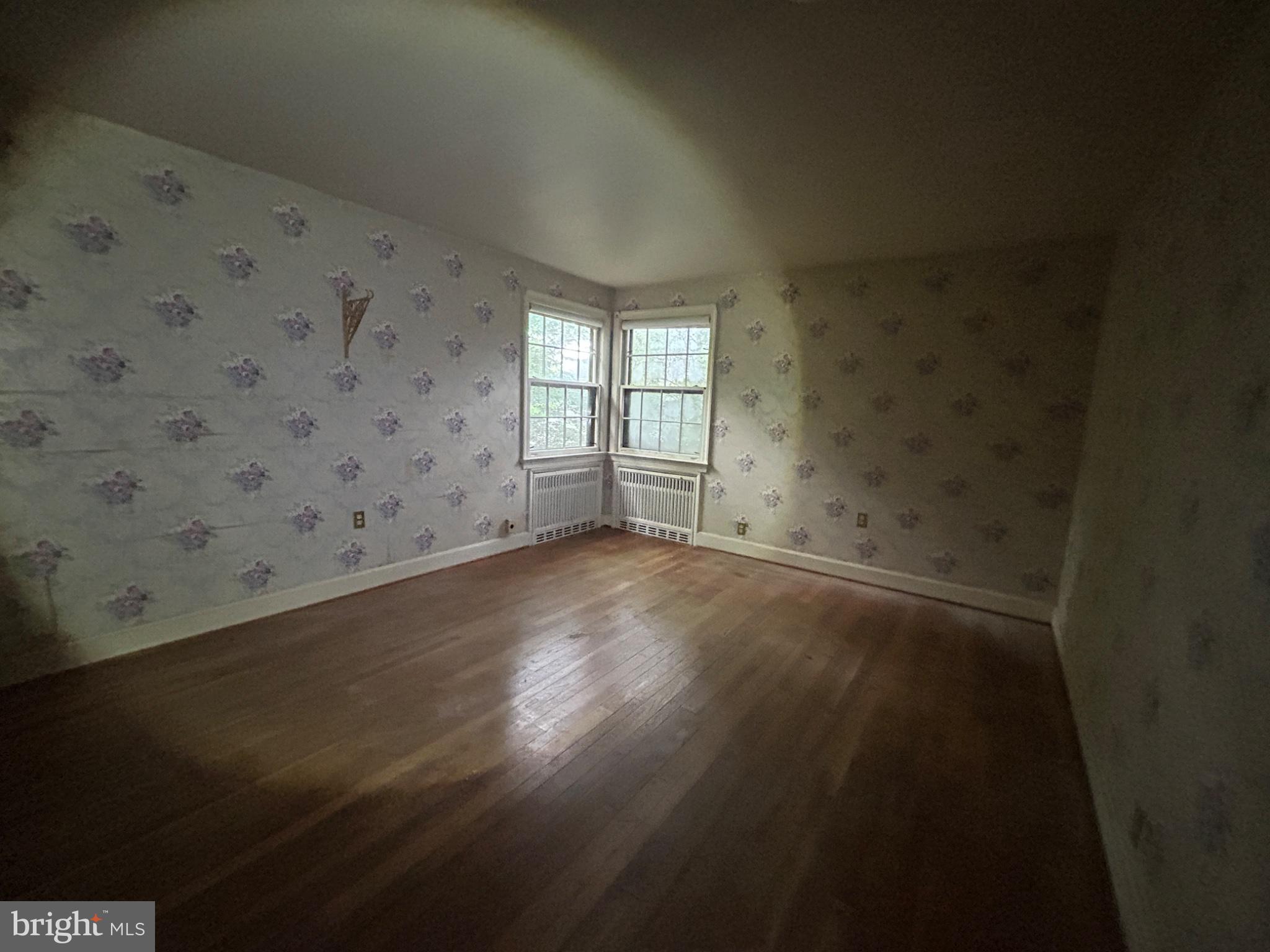 17233 Mountain View Road Emmitsburg, MD 21727 - Photo 11 of 16 Bedroom 3 with vintage charm.