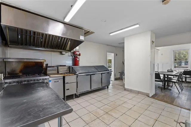 $340,000 | 533 Weeden Street, Pawtucket, RI 02860