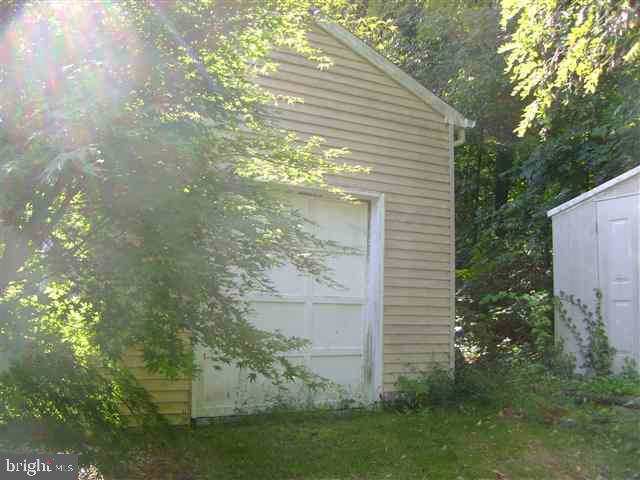 208 West Ridge Road Dillsburg, PA 17019 - Photo 4 of 12 Gallery Image 4