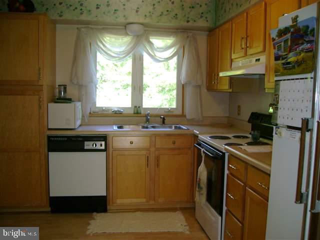 208 West Ridge Road Dillsburg, PA 17019 - Photo 5 of 12 Gallery Image 5