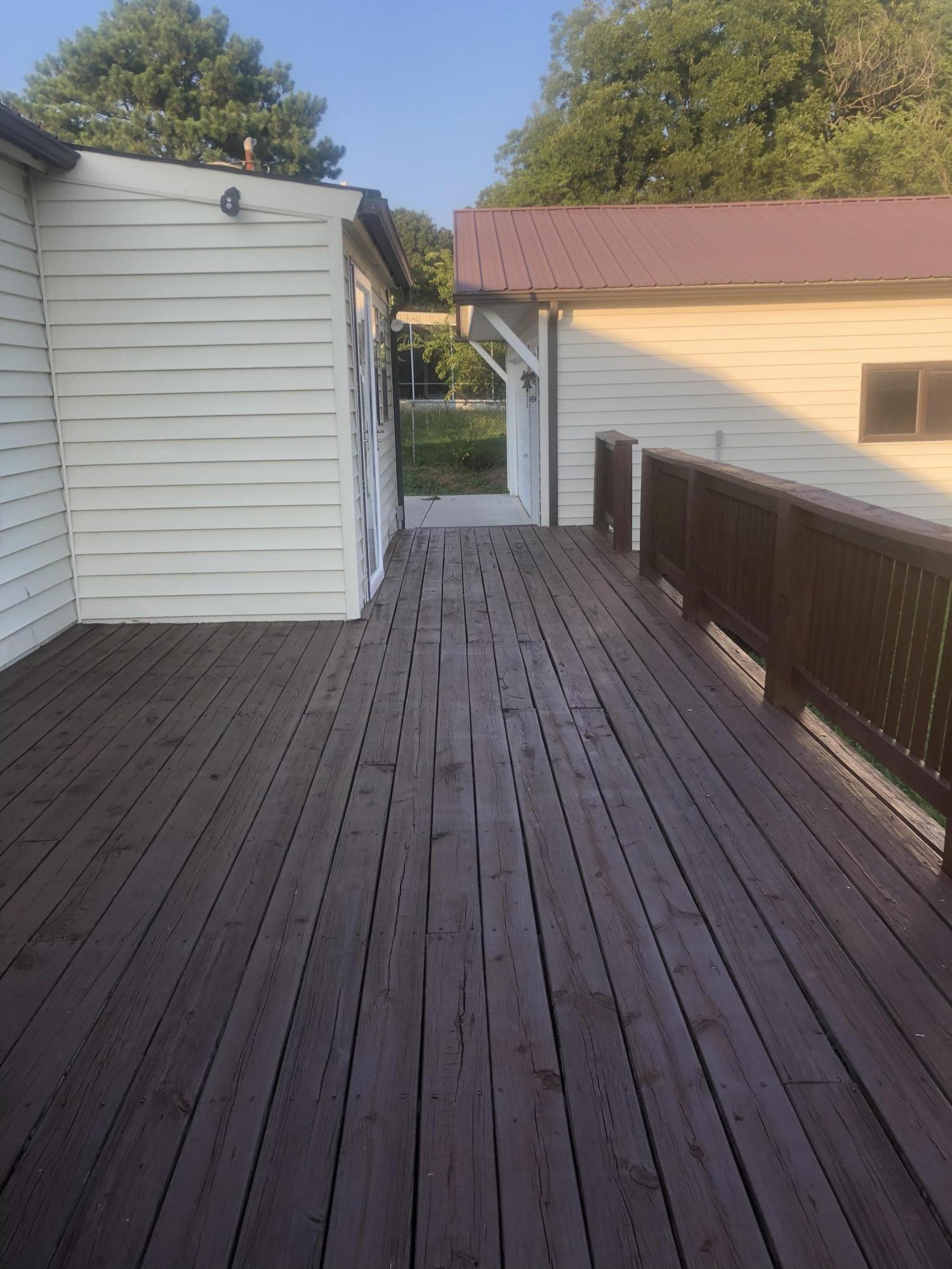 3320 Cunningham Road Knoxville, TN 37918 - Photo 28 of 31 097E0D5E-68E9-4E4C-BFBC-D07D48B38189
