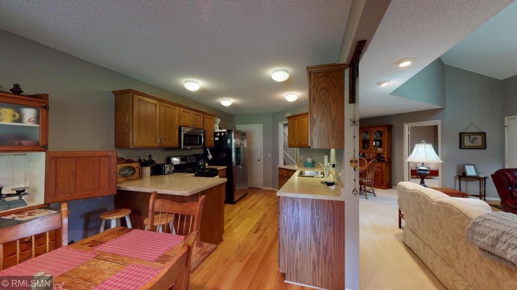 1740 Lakeview Drive Southwest Rochester, MN 55902 - Photo 6 of 15 Gallery Image 6