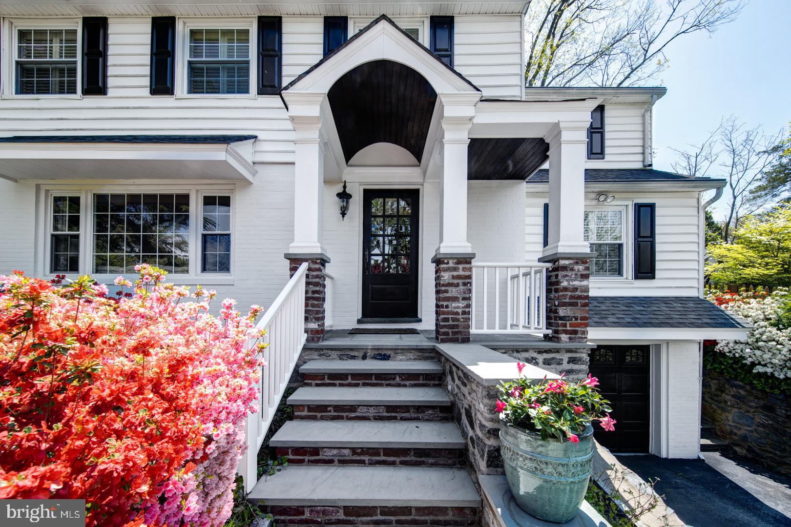 305 Harbison Road Wayne, PA 19087 - Photo 2 of 33 Welcoming Porch