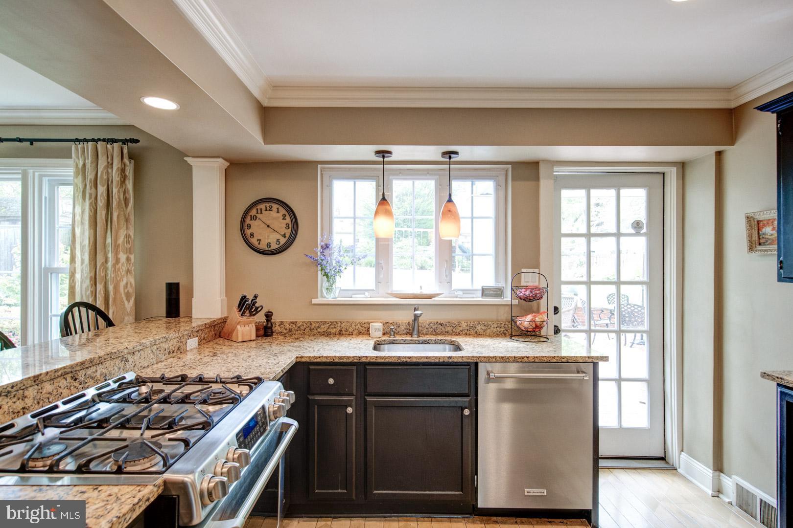 305 Harbison Road Wayne, PA 19087 - Photo 12 of 33