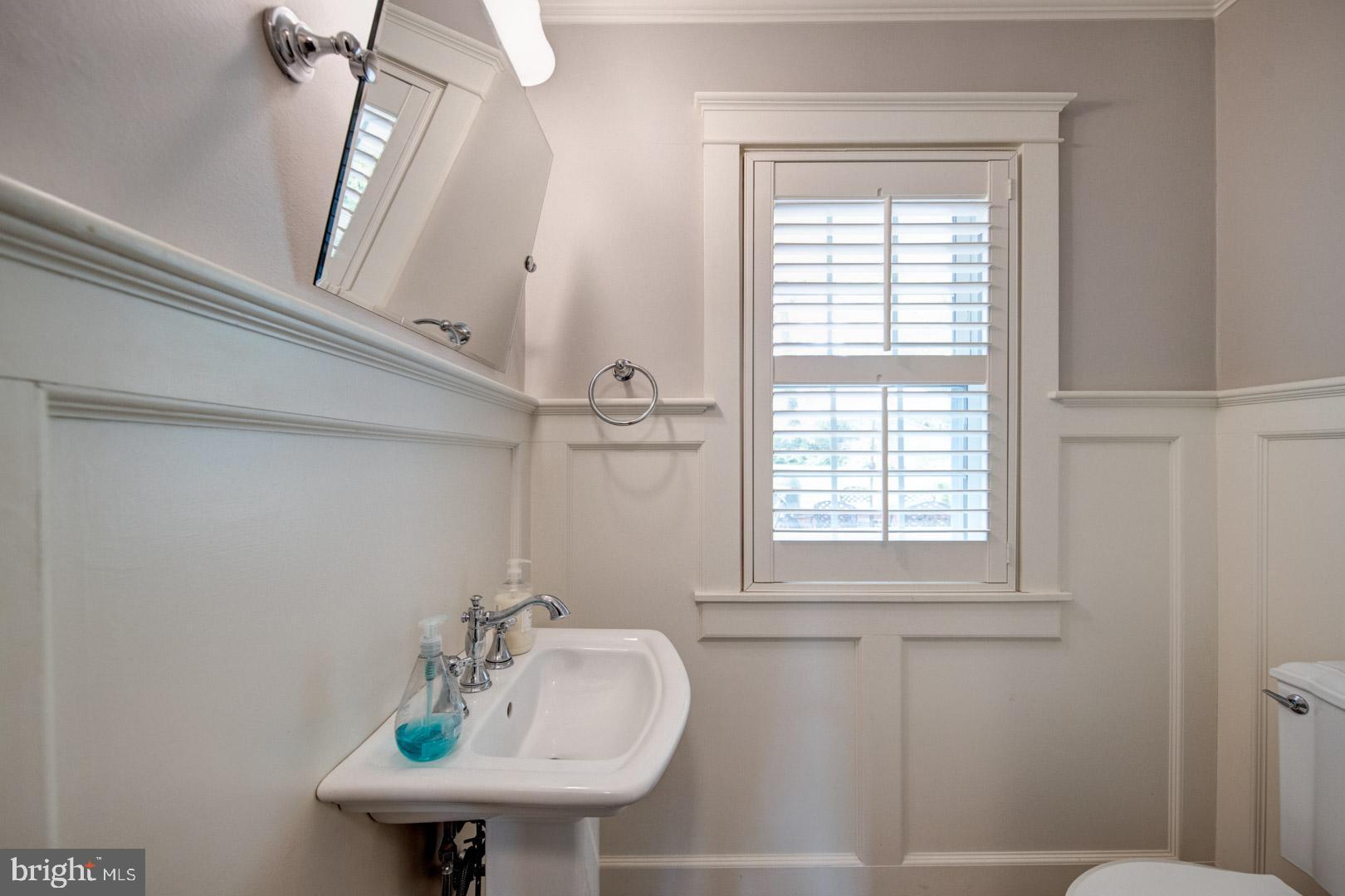 305 Harbison Road Wayne, PA 19087 - Photo 15 of 33 Updated Powder Room