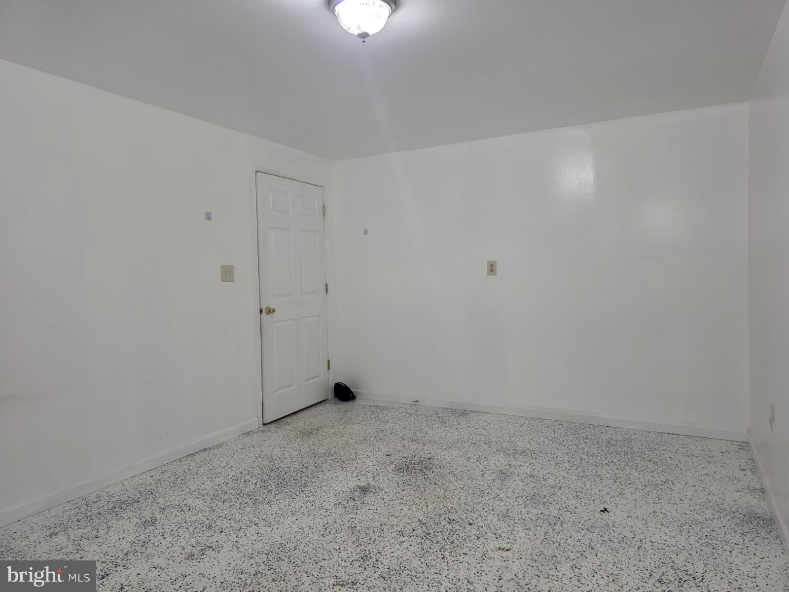 9001 Stage Coach Road Nathalie, VA 24577 - Photo 18 of 19 Spacious room ready for your vision.