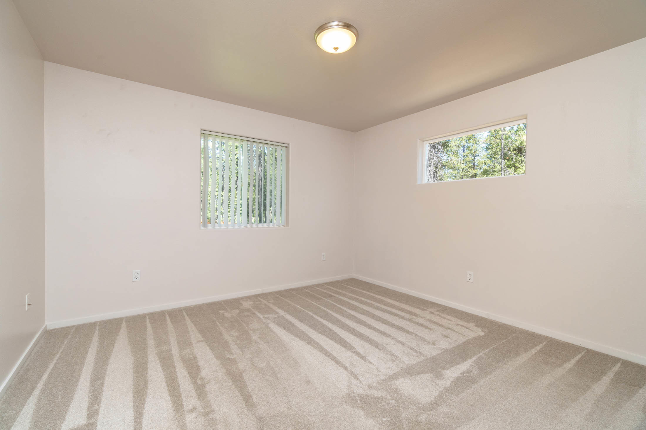 17089 Norwalk Road Bend, OR 97707 - Photo 17 of 28 17089 Norwalk 14