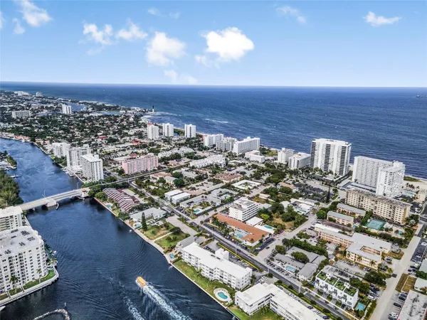 $949,900 | 3240 Northeast 13th Street, Unit 3240, Pompano Beach, FL 33062