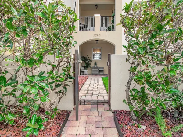 $949,900 | 3240 Northeast 13th Street, Unit 3240, Pompano Beach, FL 33062