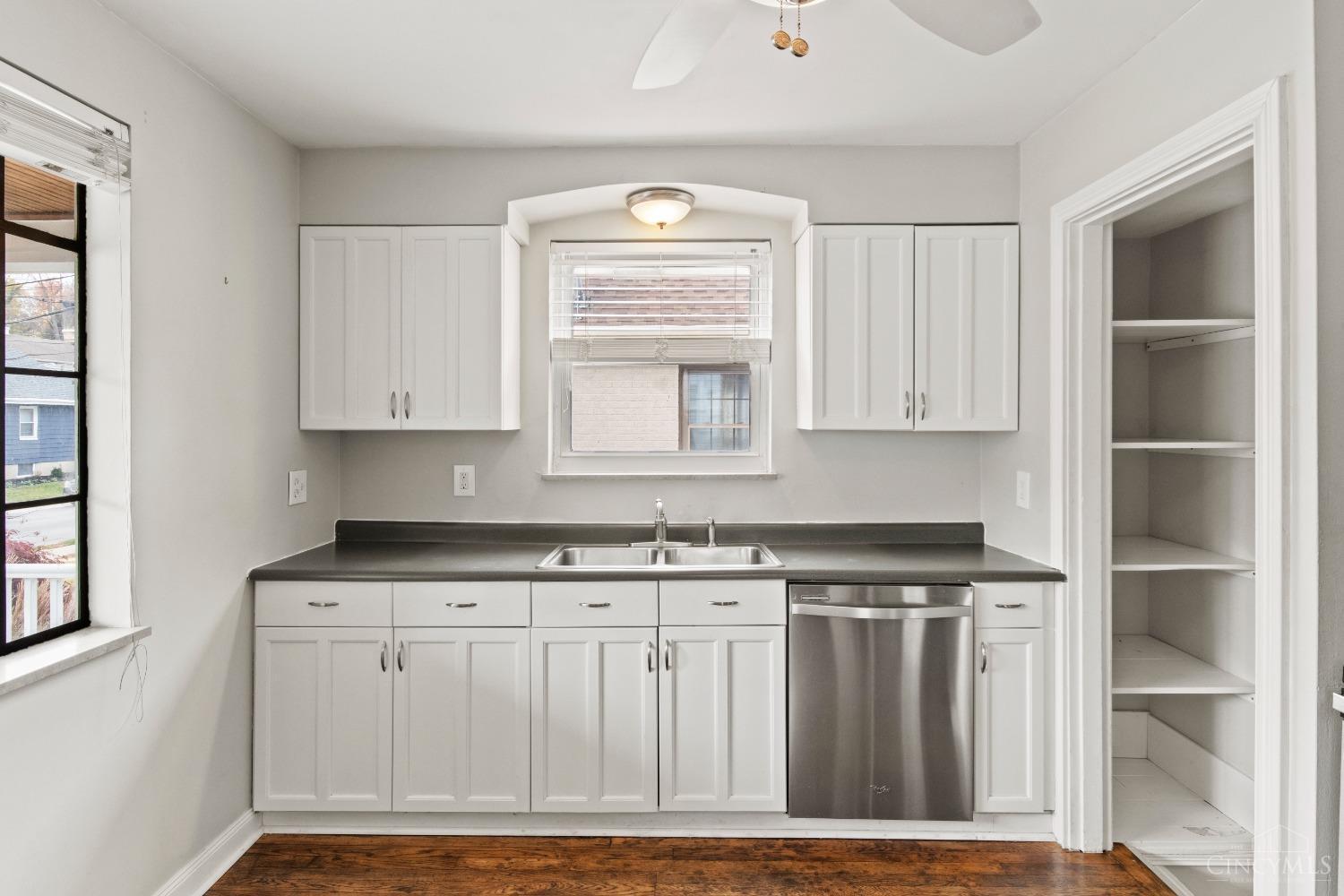 4428 Camberwell Road Cincinnati, OH 45209 - Photo 15 of 33 Gallery Image 15