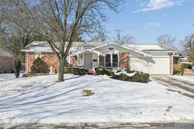 $239,000 | 1599 Spangler Drive, Florissant, MO 63031
