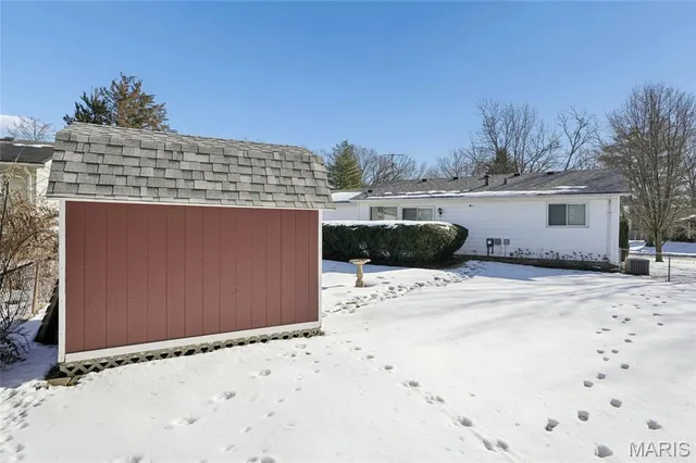 $239,000 | 1599 Spangler Drive, Florissant, MO 63031