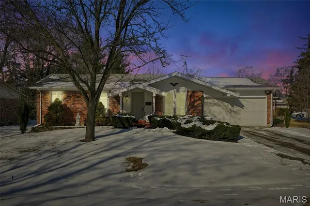 $239,000 | 1599 Spangler Drive, Florissant, MO 63031