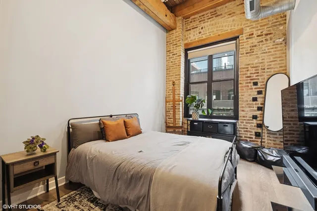 $1,450,000 | 154 West Hubbard Street, Unit 603, Chicago, IL 60654