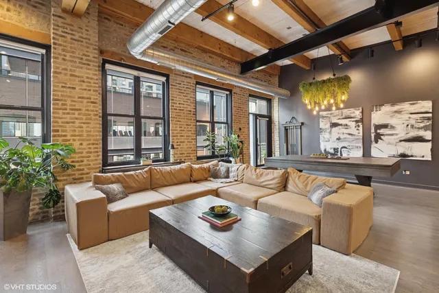 $1,450,000 | 154 West Hubbard Street, Unit 603, Chicago, IL 60654