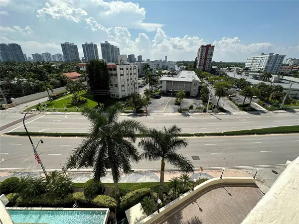 $1,900 | 3180 South Ocean Drive, Unit 621, Hallandale Beach, FL 33009