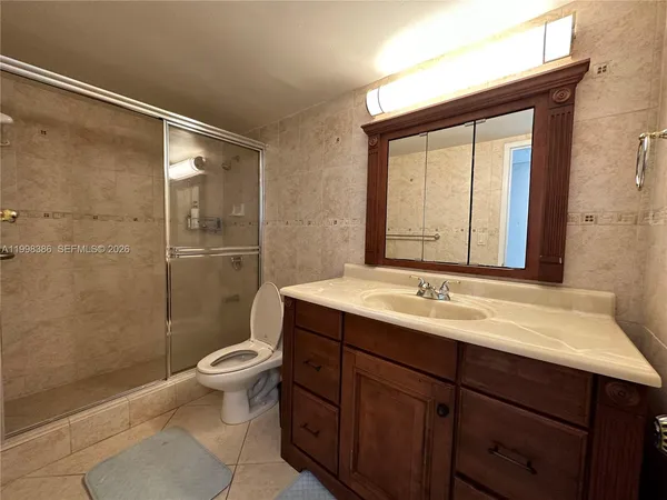 $1,900 | 3180 South Ocean Drive, Unit 621, Hallandale Beach, FL 33009