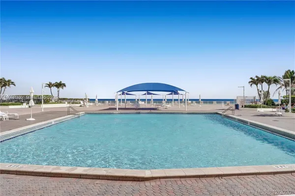 $1,900 | 3180 South Ocean Drive, Unit 621, Hallandale Beach, FL 33009