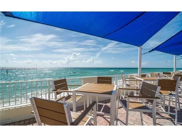 $1,900 | 3180 South Ocean Drive, Unit 621, Hallandale Beach, FL 33009