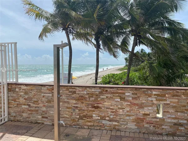 $1,900 | 3180 South Ocean Drive, Unit 621, Hallandale Beach, FL 33009