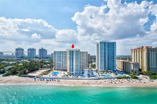 $1,900 | 3180 South Ocean Drive, Unit 621, Hallandale Beach, FL 33009