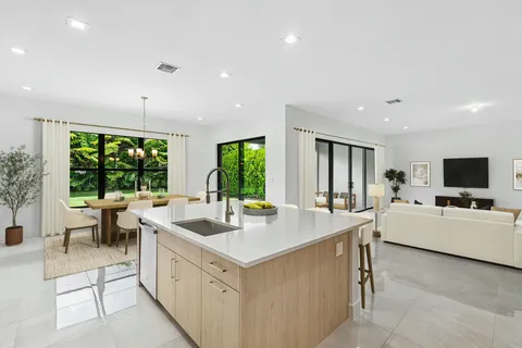 $2,025,900 | 9241 Sunflower Mdw Road, Boca Raton, FL 33434
