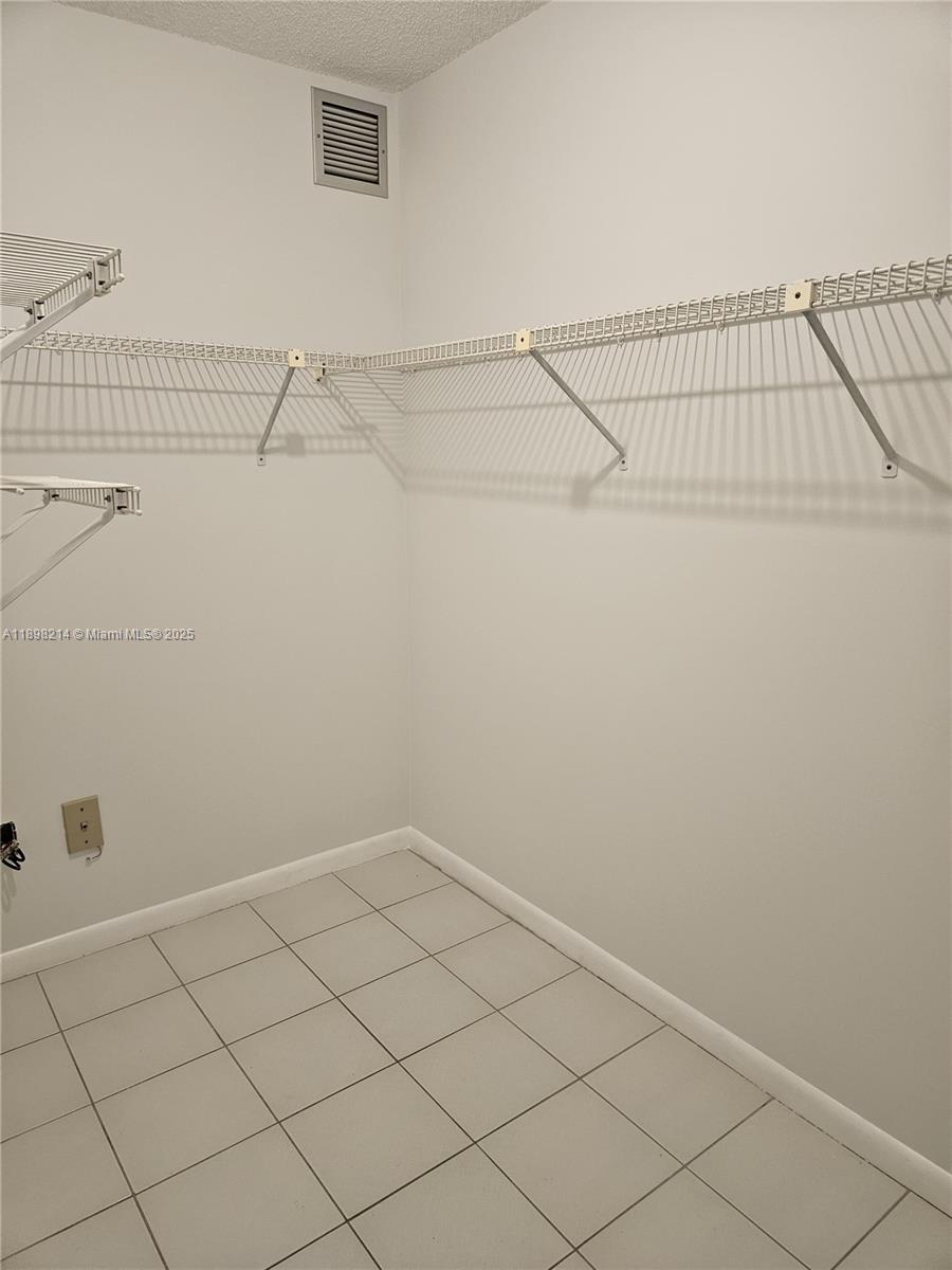 6085 Balboa Circle, Unit 403 Boca Raton, FL 33433 - Photo 15 of 32 a view of a room