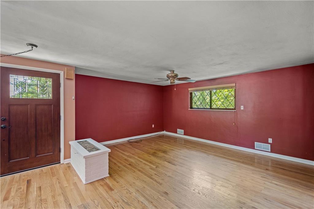 10395 Meinert Road Wexford, PA 15090 - Photo 9 of 40 Gallery Image 9