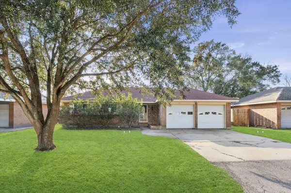 $264,040 | 622 Seminole Drive, Kemah, TX 77565