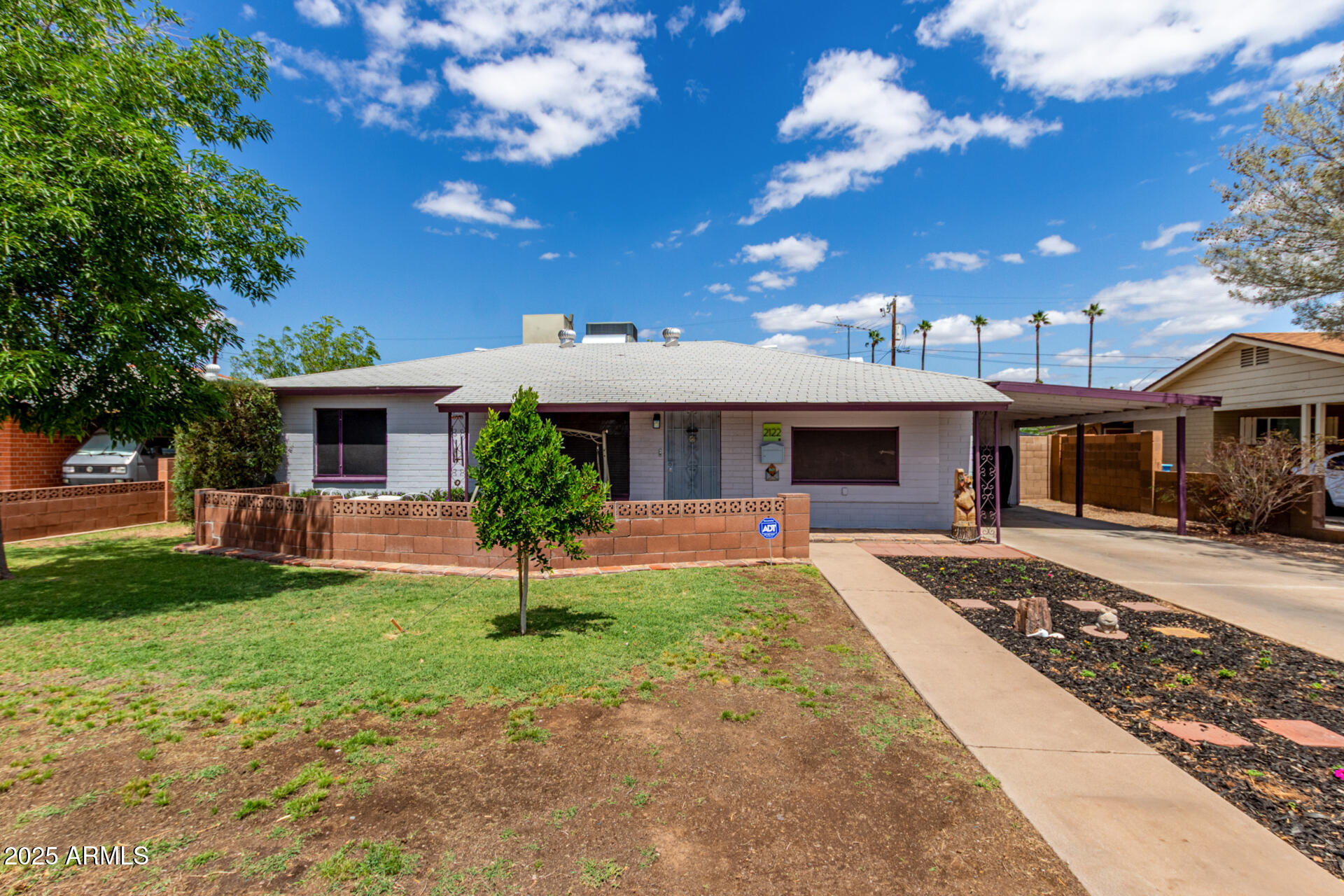 2122 West Piccadilly Road Phoenix, AZ 85015 - Photo 9 of 29 Mid Century Delight
