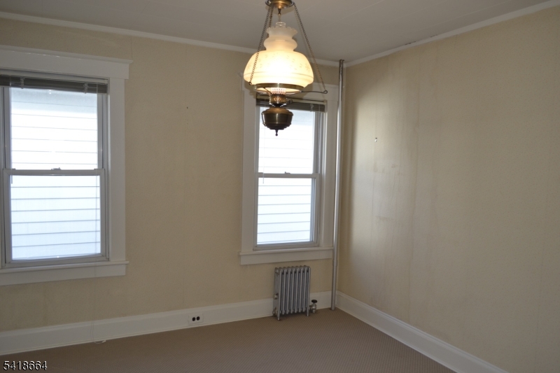 43 1st Street Raritan, NJ 08869 - Photo 17 of 35