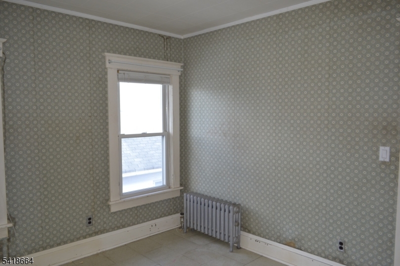 43 1st Street Raritan, NJ 08869 - Photo 24 of 35