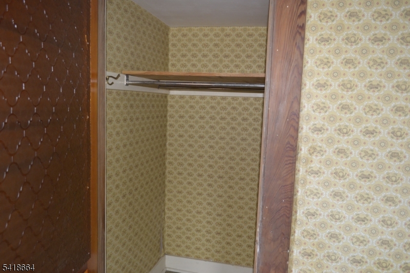 43 1st Street Raritan, NJ 08869 - Photo 28 of 35