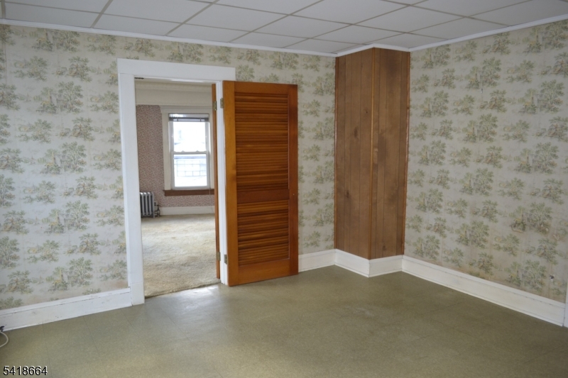 43 1st Street Raritan, NJ 08869 - Photo 31 of 35