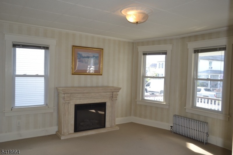 43 1st Street Raritan, NJ 08869 - Photo 8 of 35