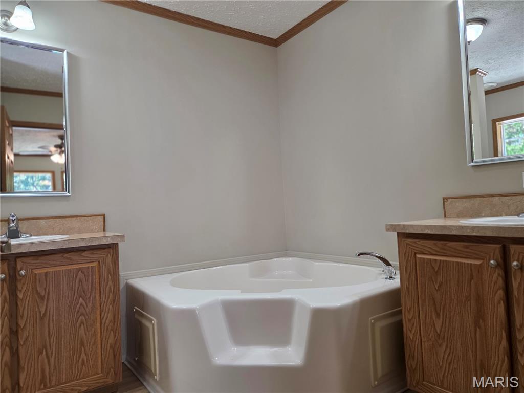 3908 Flucom Road De Soto, MO 63020 - Photo 18 of 39