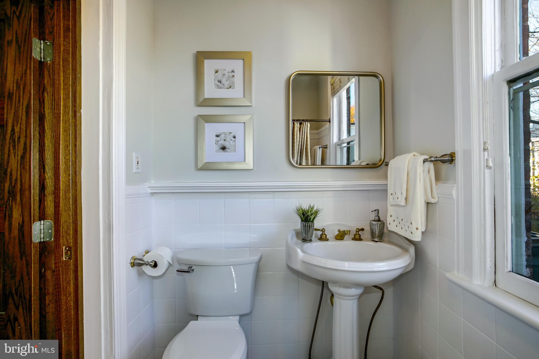 664 Acker Place Northeast Washington, DC 20002 - Photo 22 of 38 Main floor bathroom