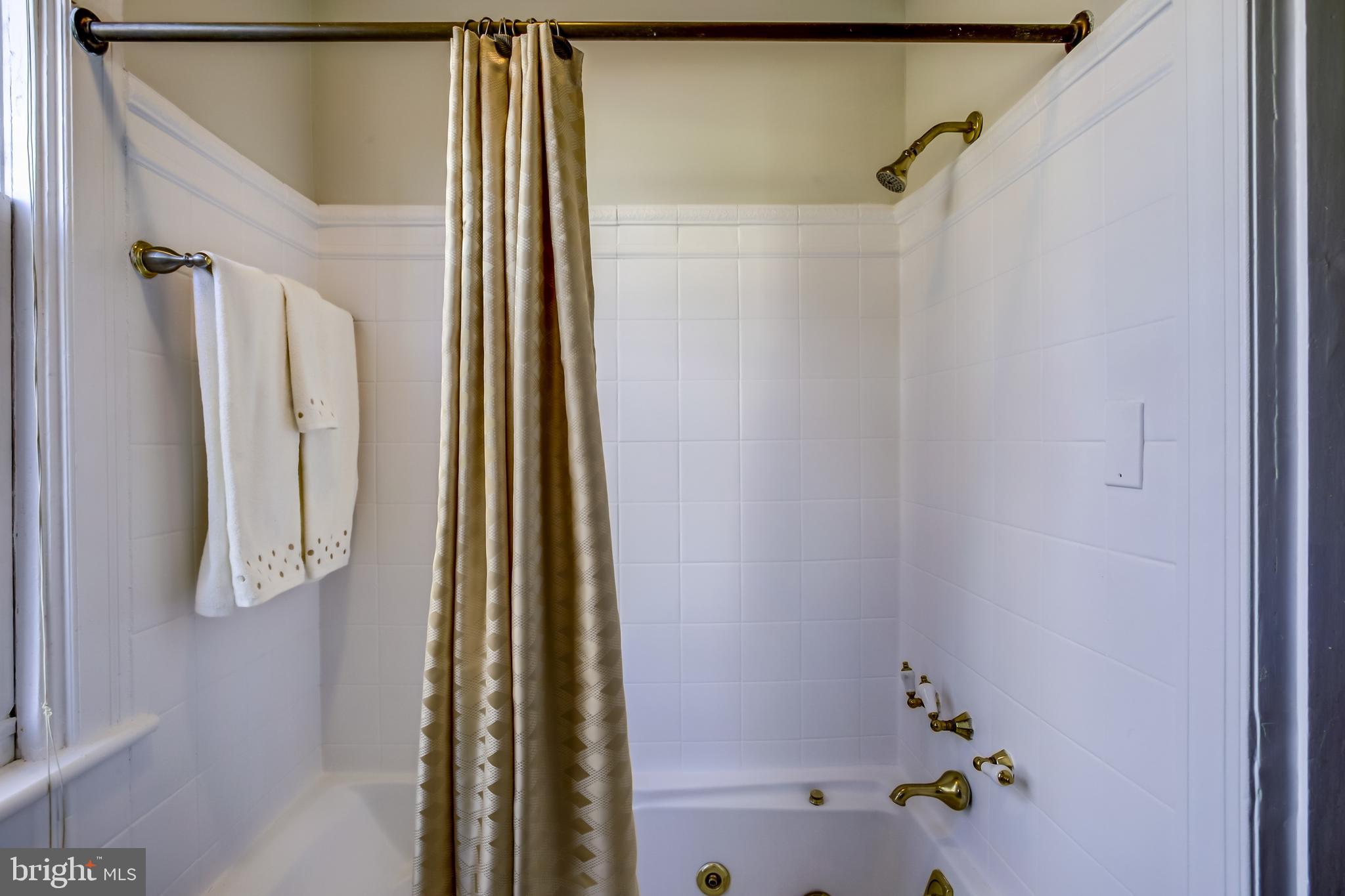 664 Acker Place Northeast Washington, DC 20002 - Photo 23 of 38 Main floor bathroom
