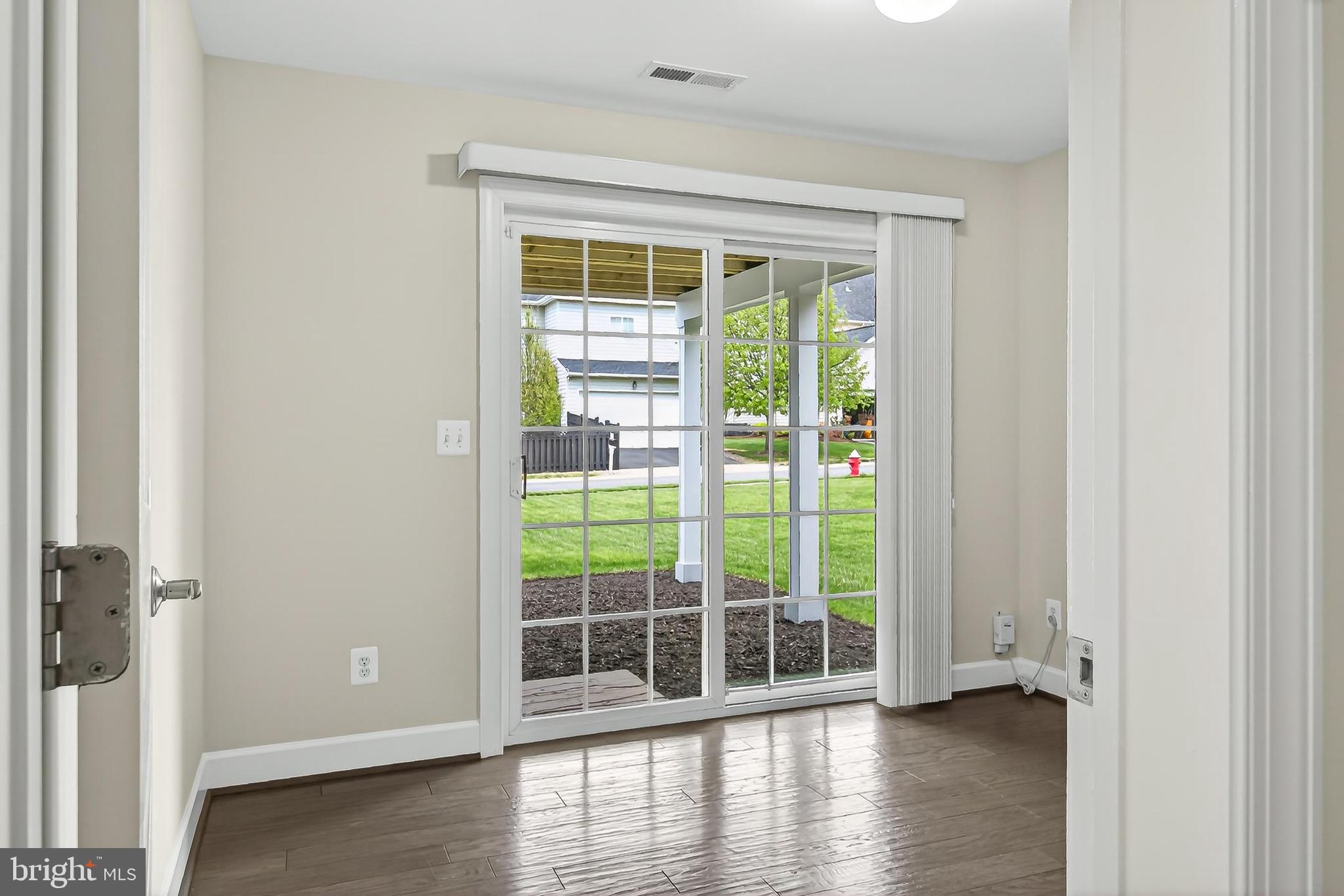 41004 Indigo Place Leesburg, VA 20175 - Photo 48 of 64 Mudroom, Den, Game Room to the Backyard